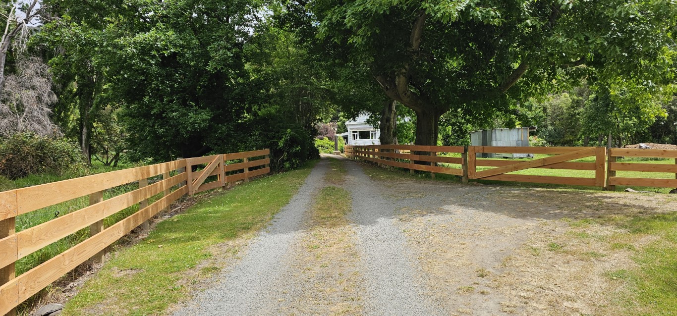 20241129 133611 - Johnson Fencing Christchurch project